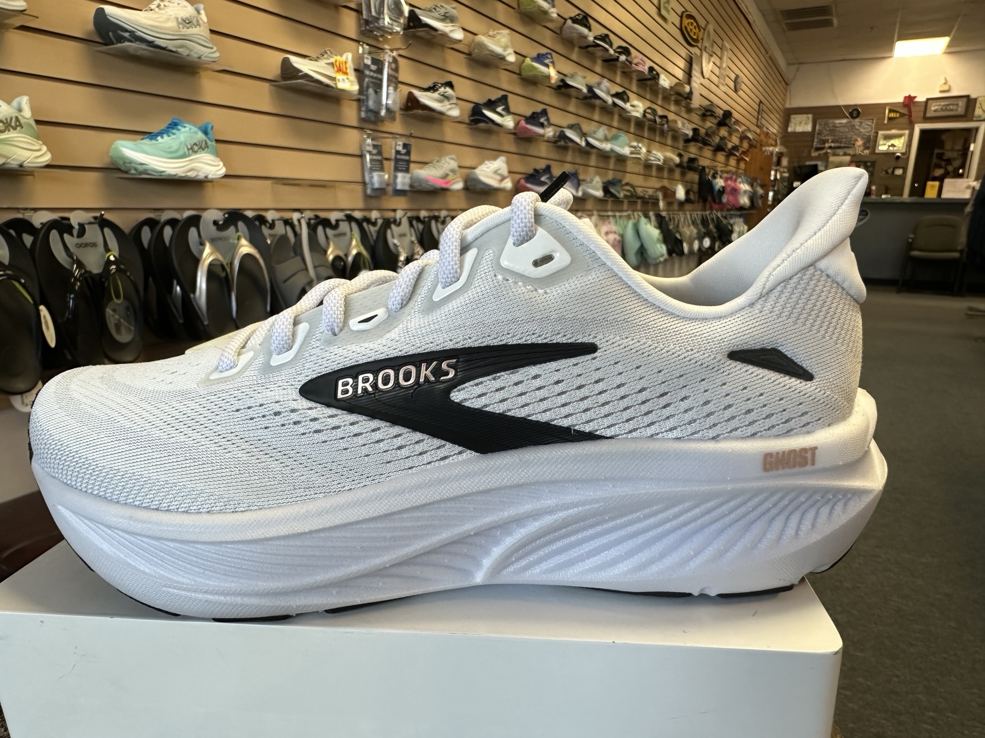 women's ghost 18